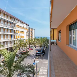  Apartment Domitilla House Italien